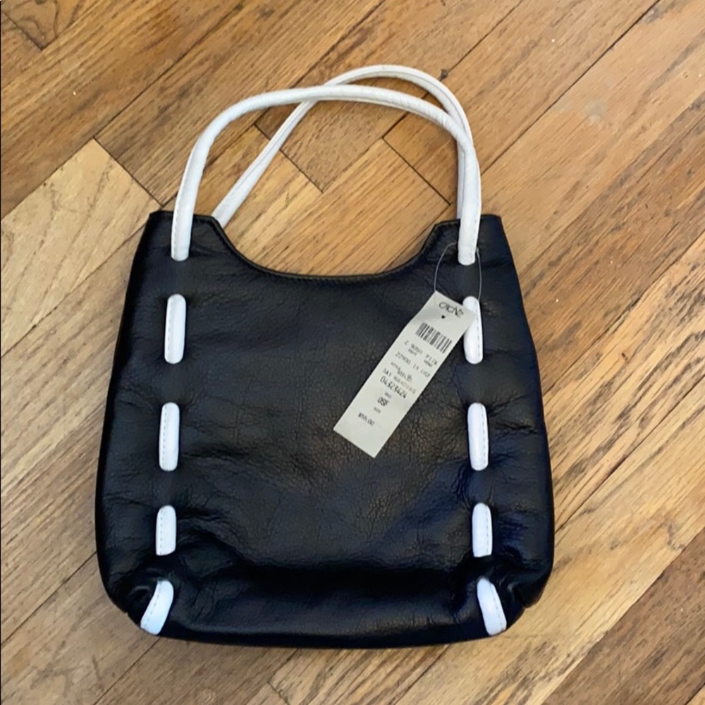 Cache white and black day hand bag NWT vintage